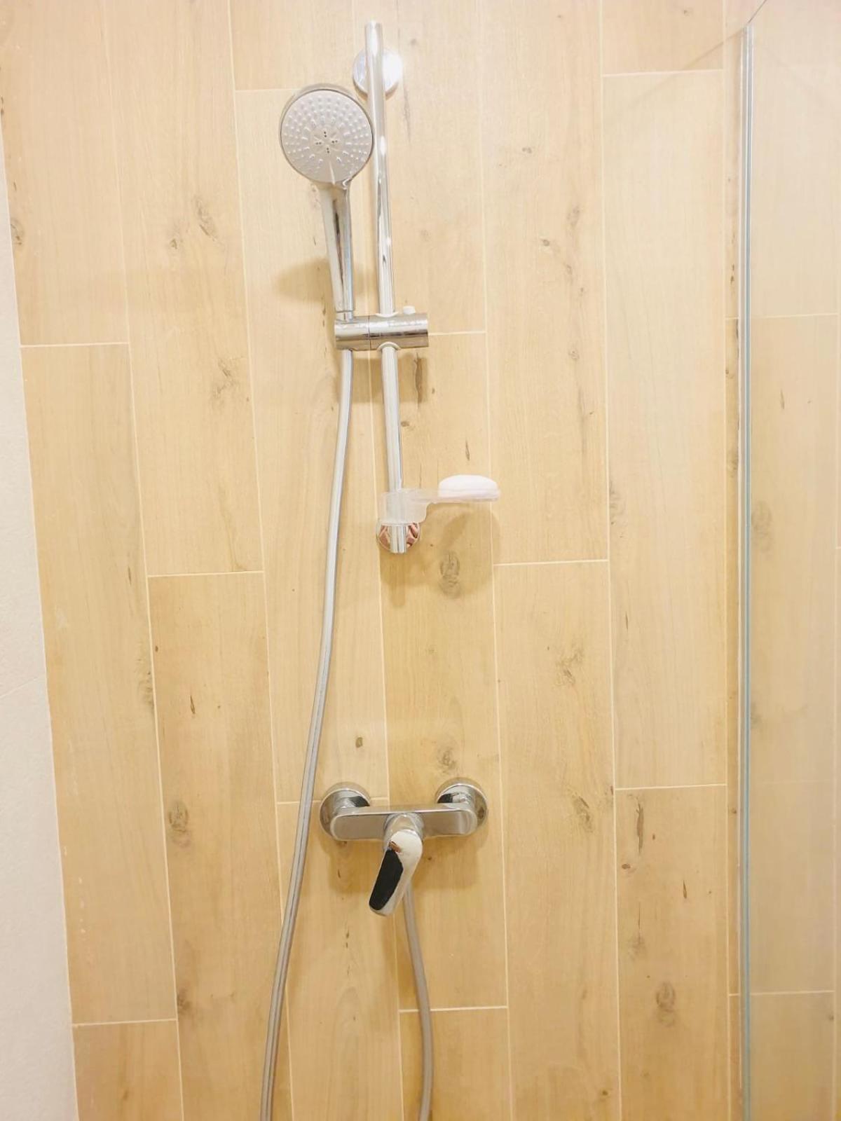 Segovia Apartament 2 Appartement Braşov Buitenkant foto